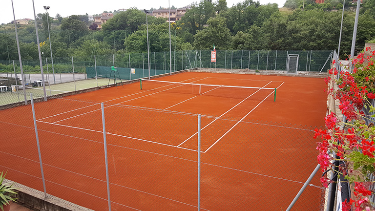 recinzioni per impianti sportivi in campo da tennis