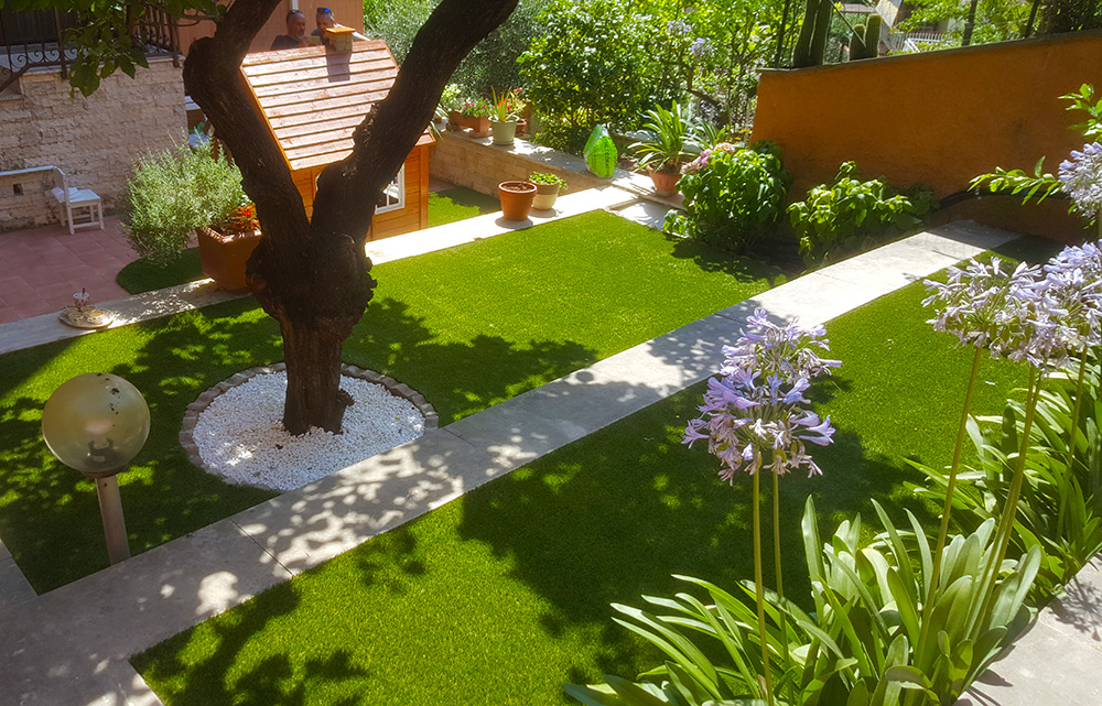Giardini in erba sintetica, in pochi giorni pronto a casa tua